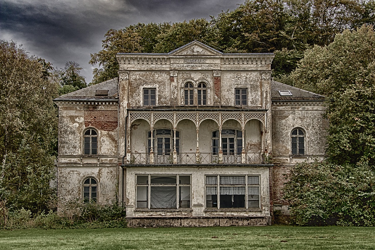 lost places, villa, ruins-2759275.jpg