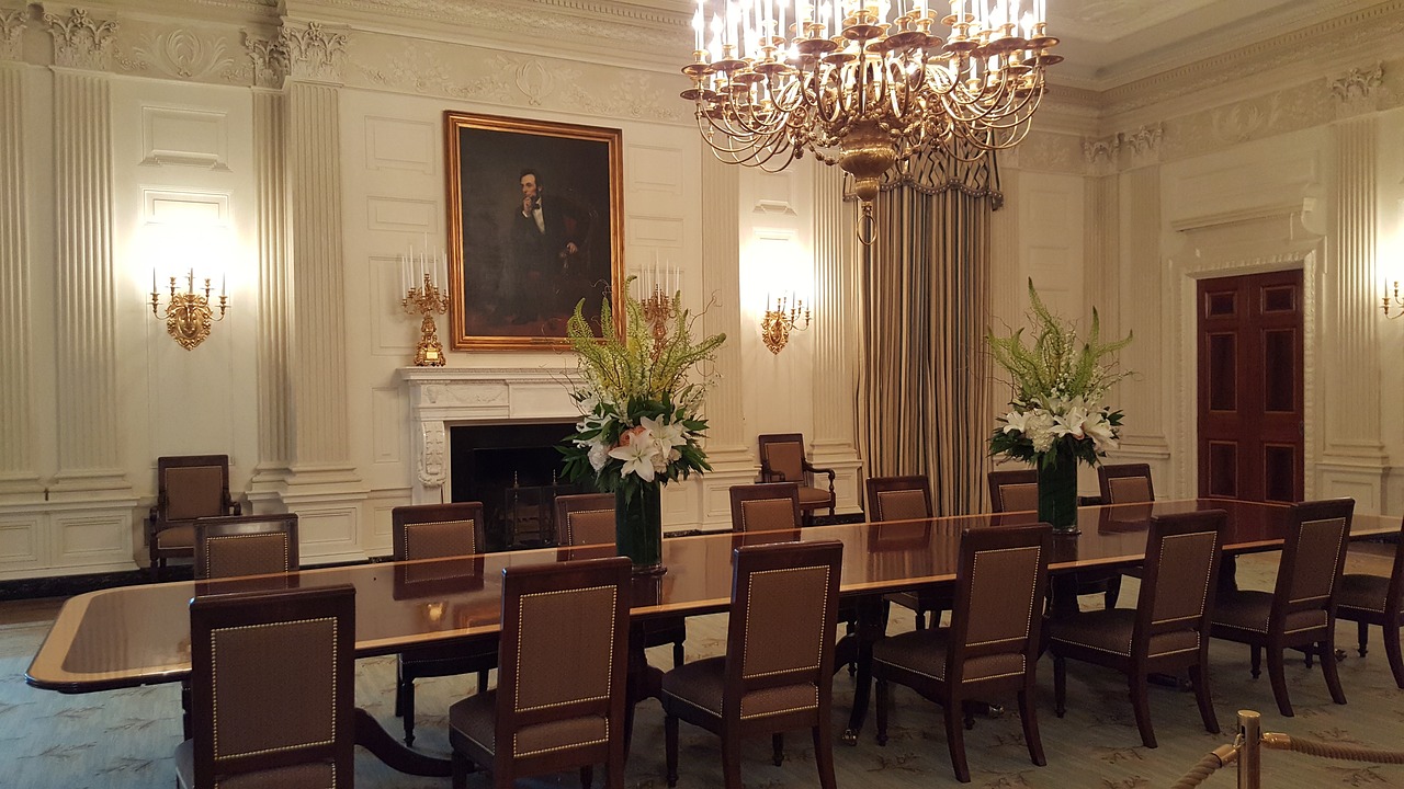 white house, dining room, abraham lincoln-2219771.jpg